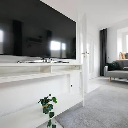 Apartment 110 M2, Dachterrasse, Kueche, Zentral, Ruhige Lage Paderborn