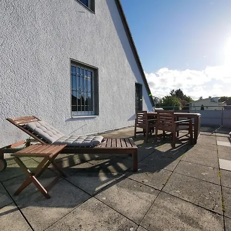 110 M2, Dachterrasse, Kueche, Zentral, Ruhige Lage Πάντερμπορν