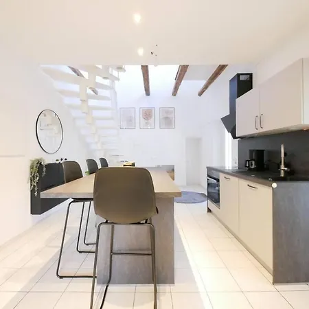 110 M2, Dachterrasse, Kueche, Zentral, Ruhige Lage * Πάντερμπορν