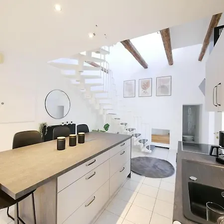 110 M2, Dachterrasse, Kueche, Zentral, Ruhige Lage * פאדרבורן