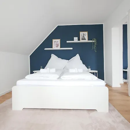 110 M2, Dachterrasse, Kueche, Zentral, Ruhige Lage דירה