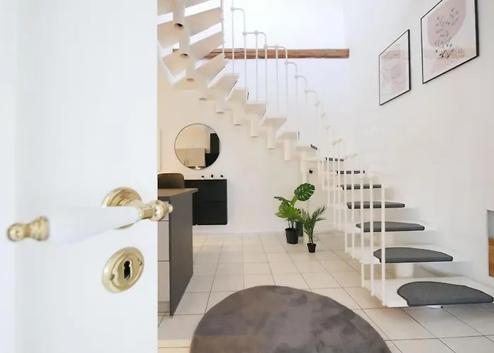 公寓 110 M2, Dachterrasse, Kueche, Zentral, Ruhige Lage 帕德博恩