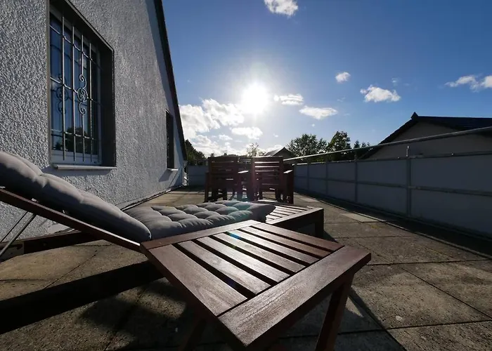 110 M2, Dachterrasse, Kueche, Zentral, Ruhige Lage 公寓 *