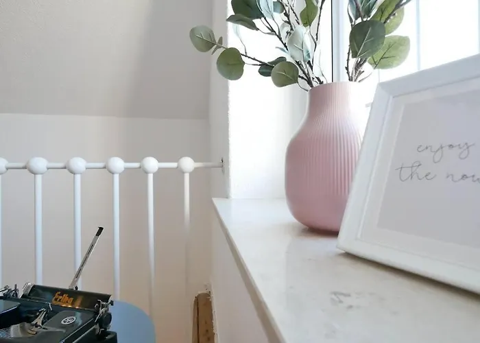 公寓 110 M2, Dachterrasse, Kueche, Zentral, Ruhige Lage 帕德博恩