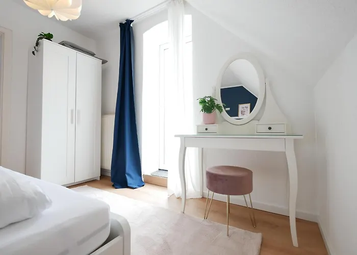 110 M2, Dachterrasse, Kueche, Zentral, Ruhige Lage *